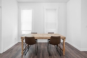 Dining - Downtown Indy sanctuary, skyline views (Indianapolis)