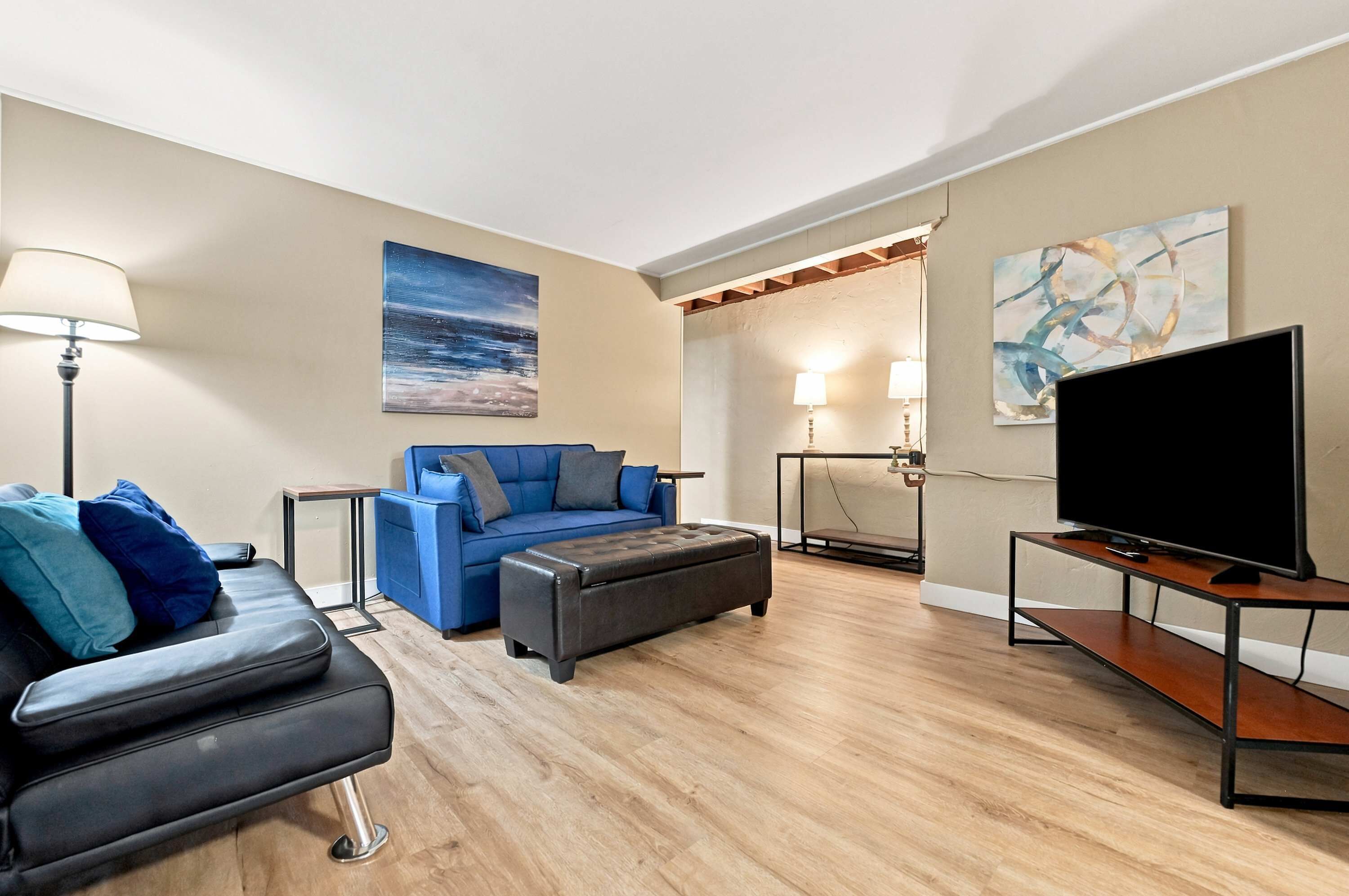 TV, stereo, offices
