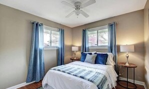 4 Schlafzimmer, Bügeleisen/Bügelbrett, WLAN, Bettwäsche