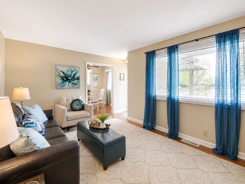 Beech Grove Retreat | Yard • Garage • Sleeps 10!