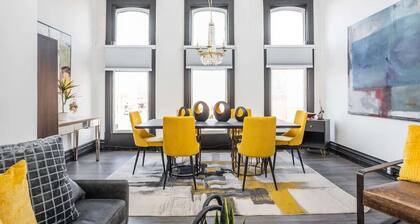 Luxurious Downtown Penthouse, Great Views!