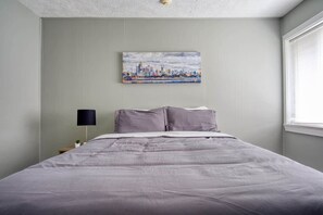 2 habitaciones, tabla de planchar con plancha, wifi y ropa de cama 