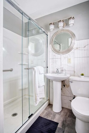 Shower, hair dryer, shampoo