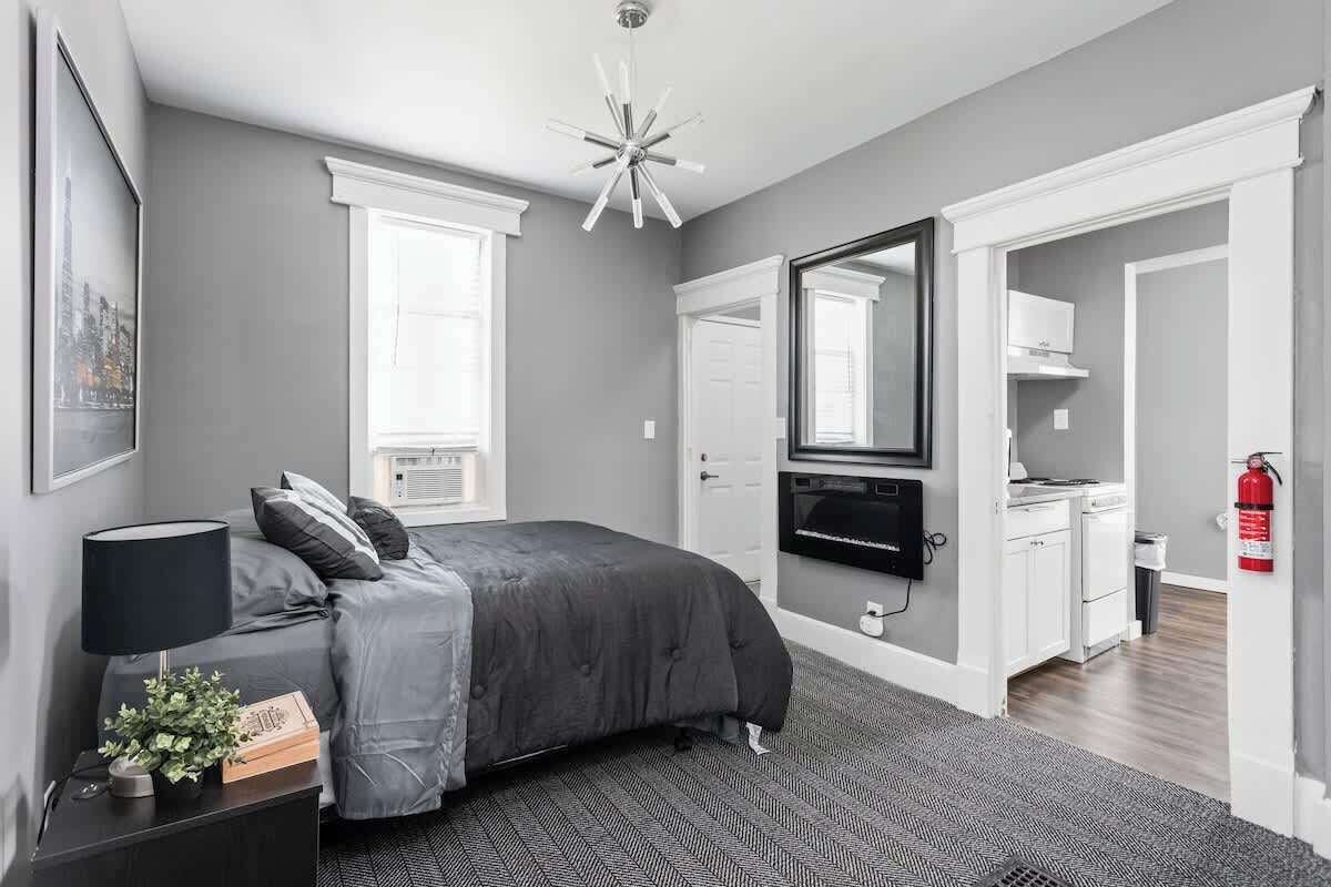 1 sovrum, strykjärn/strykbräda, wi-fi och sängkläder