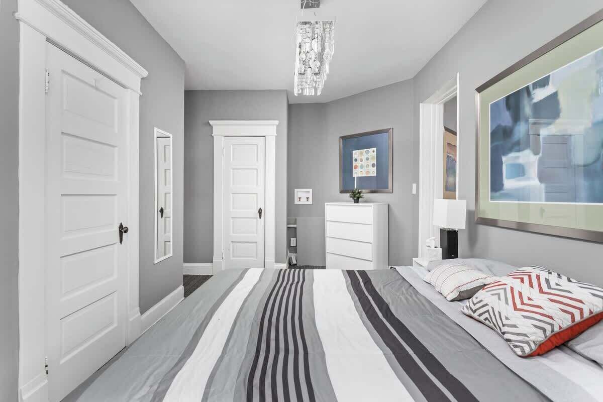 1 soverom, strykejern/-brett, wi-fi og sengetøy