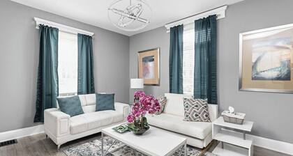 Elegant 1BR, Workspace, Near Parks and Summit Lake
