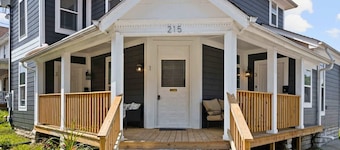 New Castle Getaway | Fireplace • Prime Location