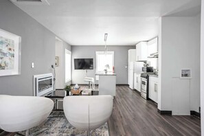 Interior - New Castle Retreat, Stay in Style! (New Castle)