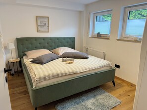 1 Schlafzimmer, Bügeleisen/Bügelbrett, Reisekinderbett, kostenloses WLAN