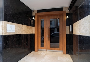 Property entrance - Marmada Suites (Istanbul)