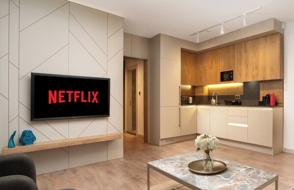 Television - Marmada Suites (Istanbul)