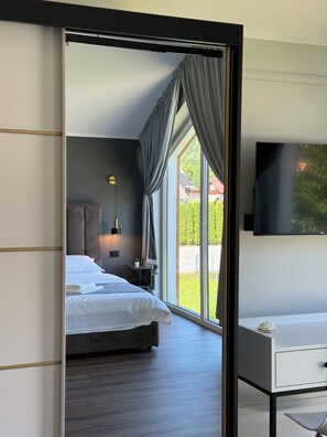 7 Schlafzimmer, Bügeleisen/Bügelbrett, WLAN, Bettwäsche