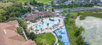 3-bedroom townhome in delightful Kissimmee with WiFi, AC, and Cable TV.