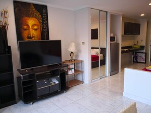 Appartement, 1 slaapkamer, roken, balkon | Woonkamer