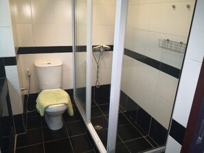 Appartement, 1 slaapkamer, roken, balkon | Badkamer