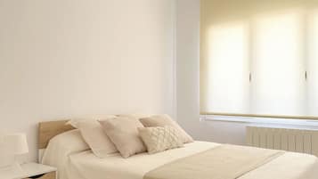 4 dormitorios, tabla de planchar con plancha, wifi y ropa de cama