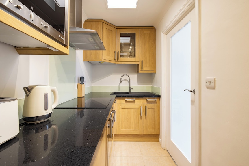 Luxury Kitchens Chelsea Harbour: Ultimate Elegance & Modern Design
