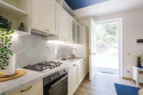 Charming 1-bedroom apartment in awesome privet park in Roma