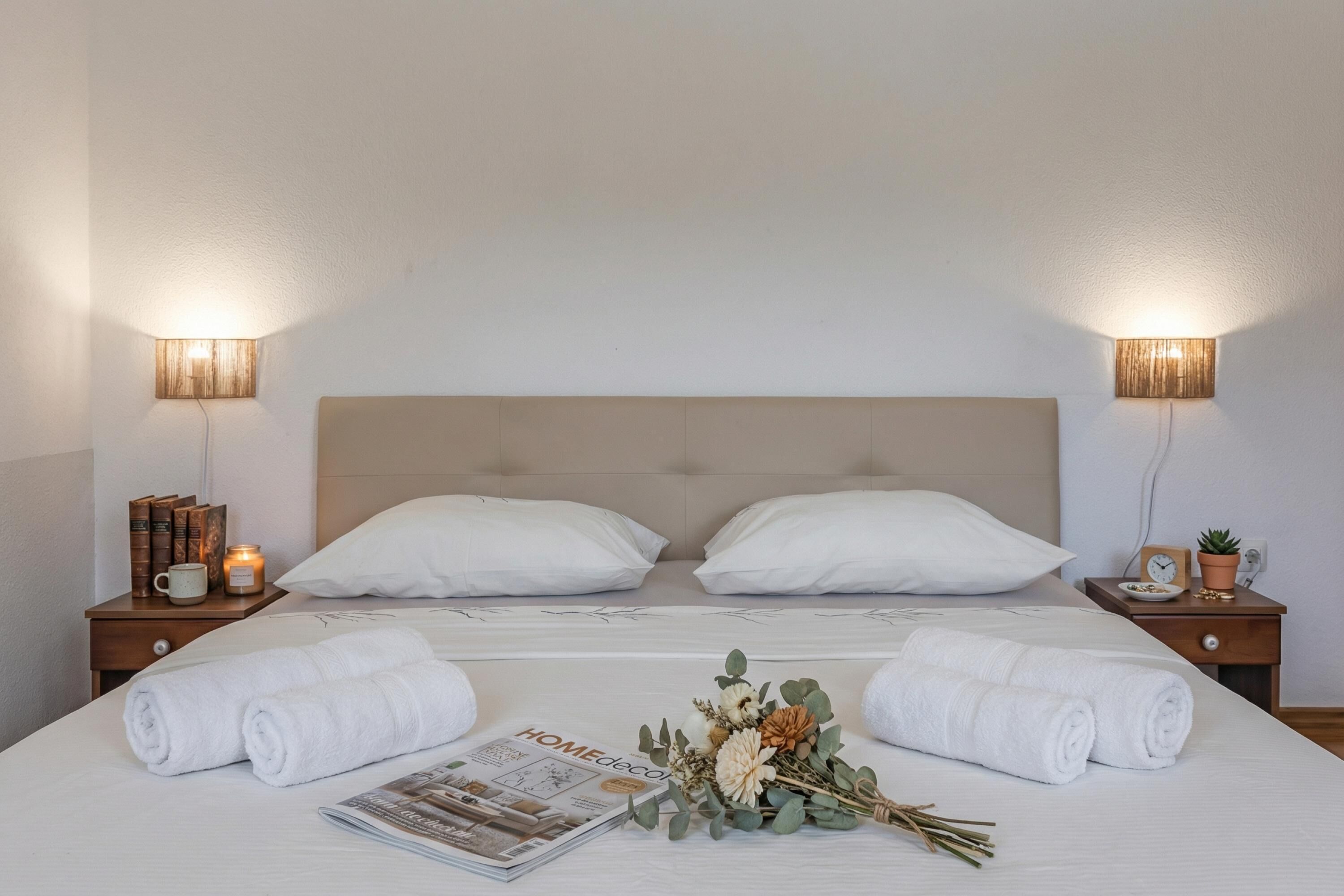 2 bedrooms, laptop workspace, iron/ironing board, free WiFi