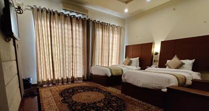 Sheltons Rezidor Lahore