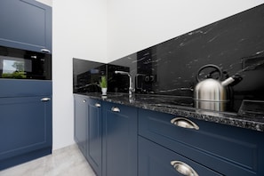 Private kitchen - Cosy Apartment With Parking by Renters (Warsaw)