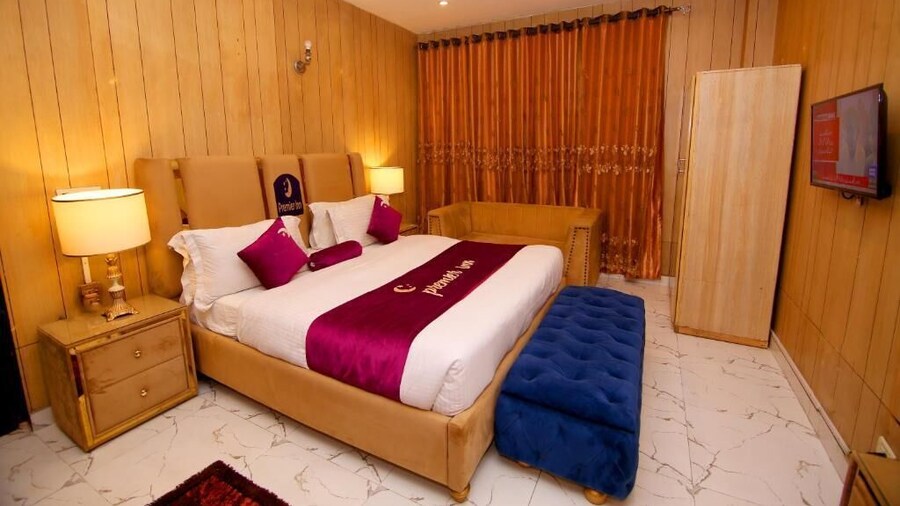 Premier Inn Hotel Johar Town