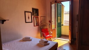 1 bedroom, iron/ironing board, WiFi, bed sheets - Pepi Apartment With Terrace (Firenze)