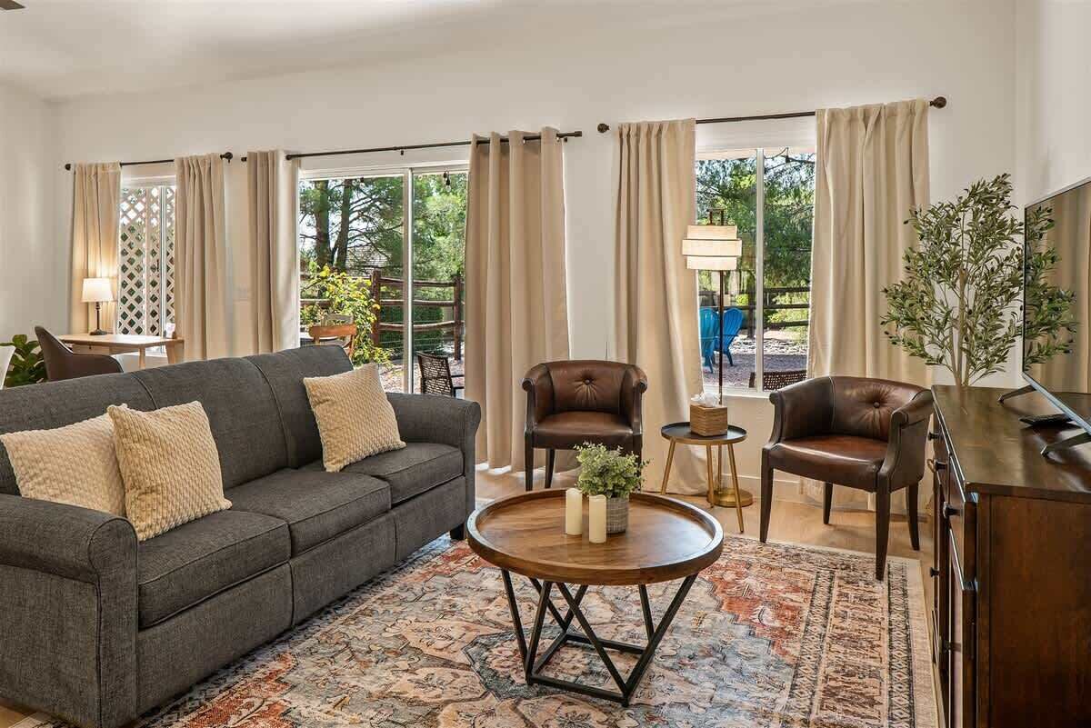 Serene Oasis Near Sedona, Pool, Hot Tub + Game Room! - Cottonwood, AZ