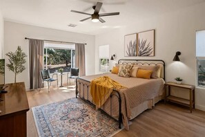 3 bedrooms, desk, iron/ironing board, free WiFi