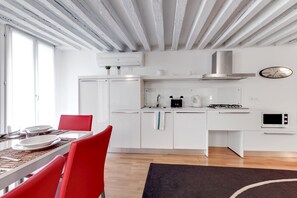 Fridge, microwave, dishwasher, electric kettle - Marco Polo Apartment by Wonderful Italy (Venecia)