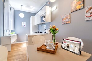 Fridge, microwave, dishwasher, electric kettle