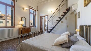 4 Schlafzimmer, Bügeleisen/Bügelbrett, kostenloses WLAN, Bettwäsche