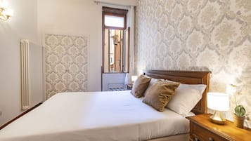 1 bedroom, in-room safe, free WiFi, bed sheets