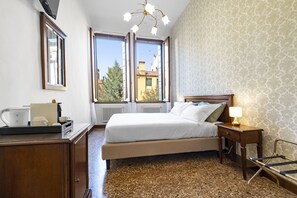 1 chambre, coffres-forts dans les chambres, Wi-Fi gratuit, draps fournis