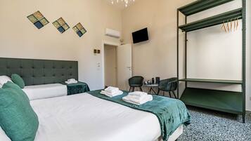 1 quarto, cofres nos quartos, Wi-Fi de cortesia, roupa de cama