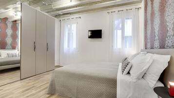 2 Schlafzimmer, Bügeleisen/Bügelbrett, kostenloses WLAN, Bettwäsche