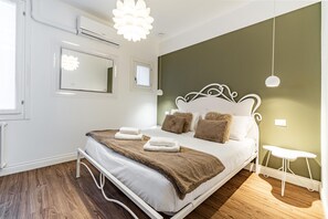 2 bedrooms, iron/ironing board, free WiFi, bed sheets - Ca’ d’Oro Cozy Suite by Wonderful Italy (Venecia)