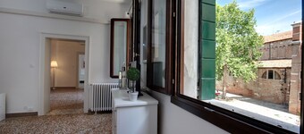 Accademia Opera Deluxe by Wonderful Italy