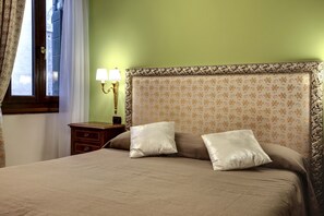 2 quartos, ferros/tábuas de passar roupa, Wi-Fi de cortesia