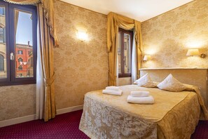 1 quarto, Wi-Fi de cortesia, roupa de cama