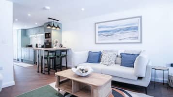 TV connectée de 32 pouces avec chaßnes par cùble