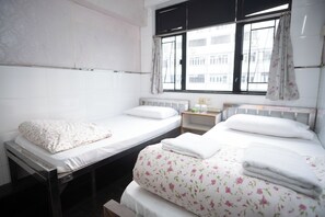 Twin Room | Soundproofing, free WiFi - Hollywood Guesthouse (Kowloon)