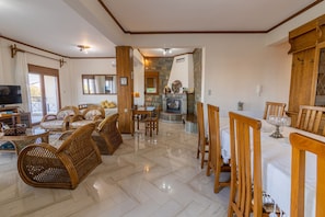 House | 2 bedrooms, soundproofing