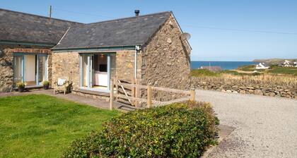 No. 9 The Dairy : Pet-Friendly 2‑Bed Barn Conversion Near Borthwen Beach | Managed by Anglesey Holid