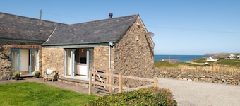 No. 9 The Dairy : Pet-Friendly 2‑Bed Barn Conversion Near Borthwen Beach | Managed by Anglesey Holid