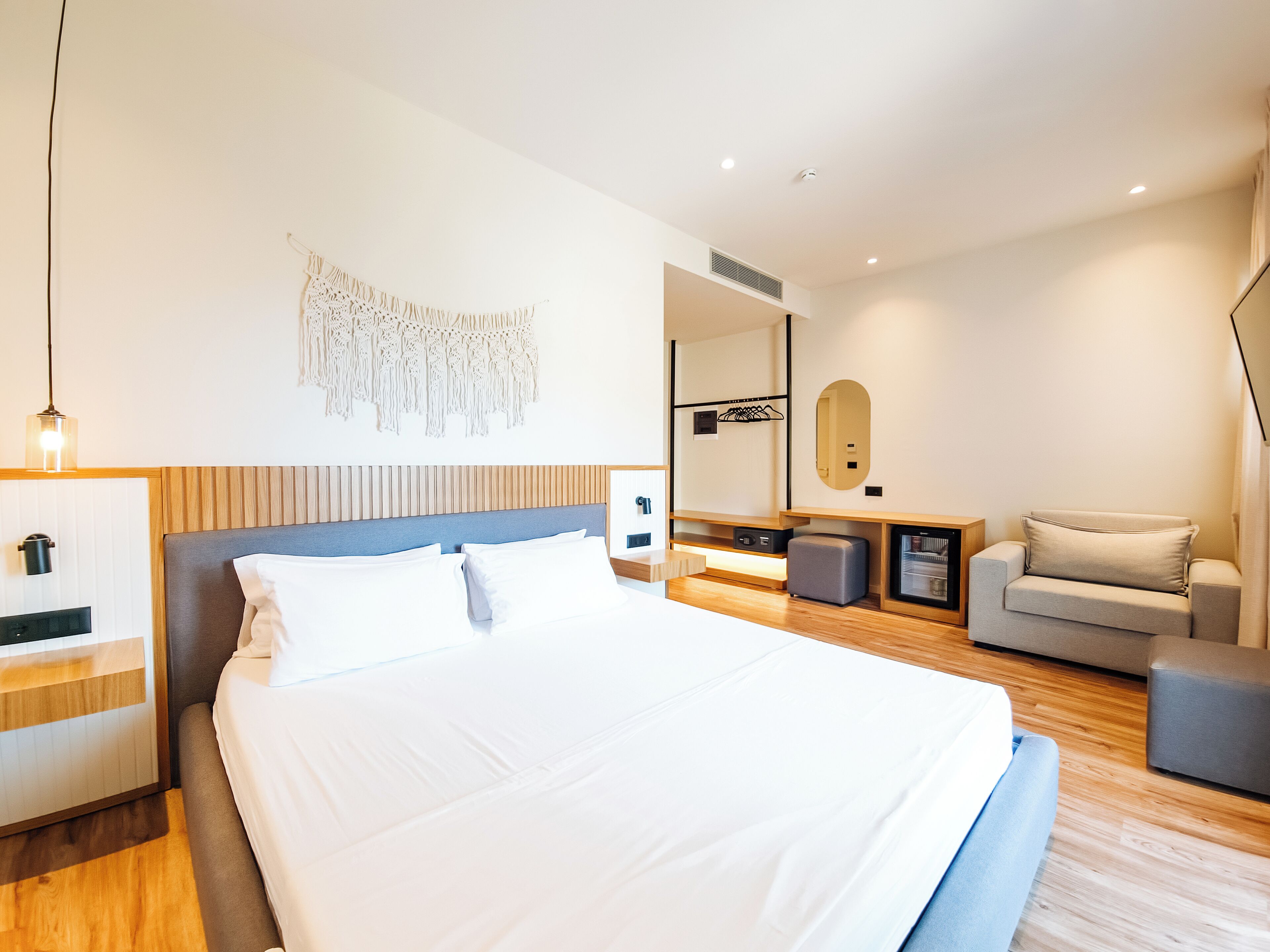 Doppia Elite, 1 letto king con divano letto, vista mare | Lenzuola Frette, biancheria da letto di alta qualità