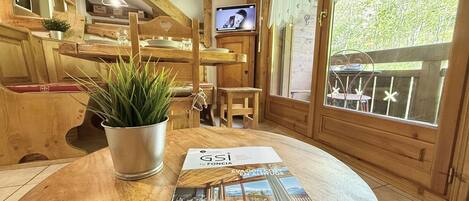 تناول الطعام