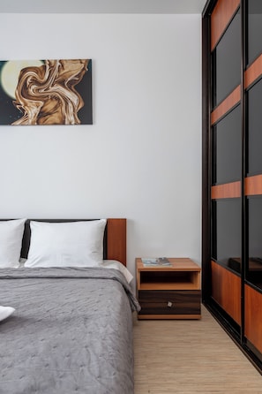 Family Apartment, Kitchen | 2 bedrooms, iron/ironing board, free WiFi - Modern 3-rooms apartment Musical Theater (Minsk)