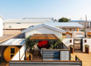 Outdoor dining - Industrial Artist Loft at Iconic Property (Marfa)