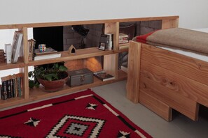 1 chambre, bureau, fer et planche à repasser, Wi-Fi gratuit